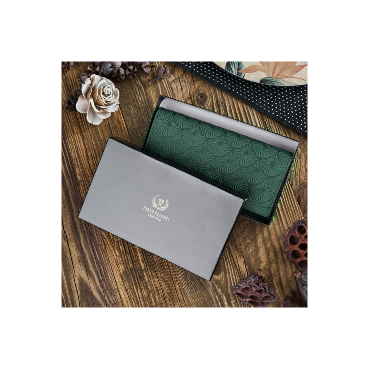 Kožená dámska zelená peňaženka Paolo Peruzzi "ADENNA"