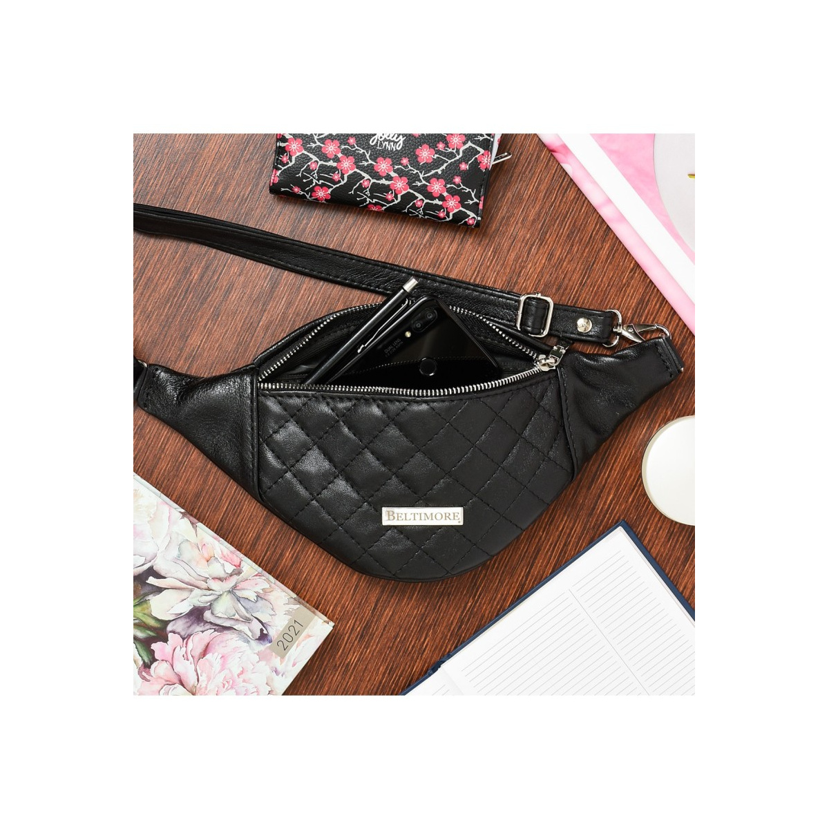 Kožená dámska čierna crossbody kabelka Beltimore "AGALIA"