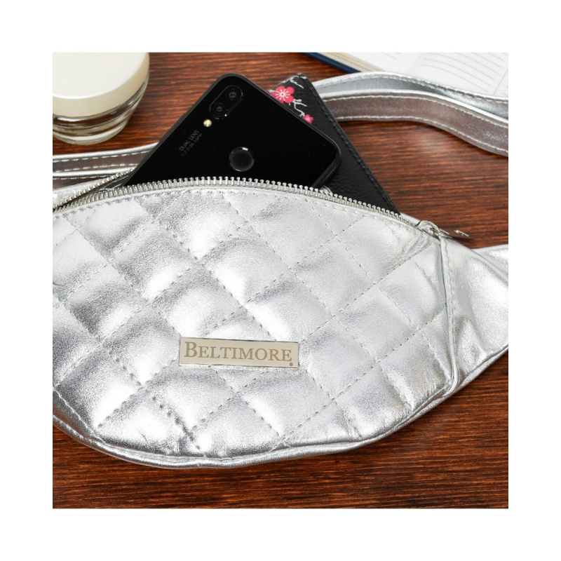 Kožená dámska strieborná crossbody kabelka AGALIA