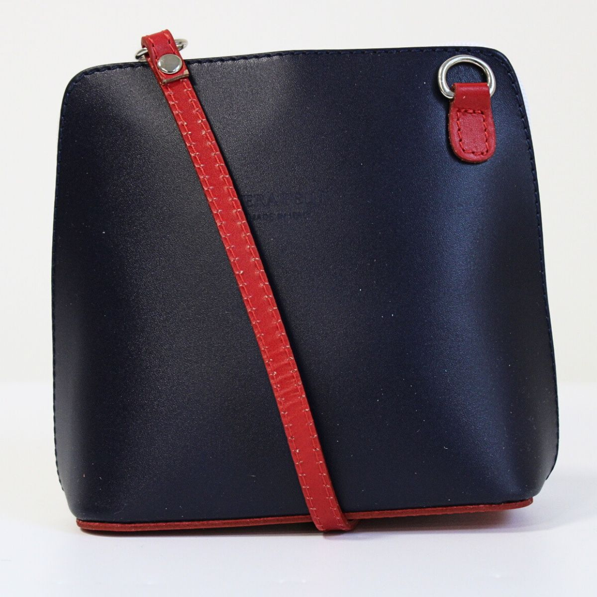 Dámska kožená crossbody kabelka VERA PELLE NAVY