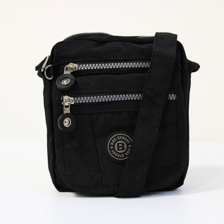 Pánska čierna crossbody taška na zips, s nastaviteľným popruhom