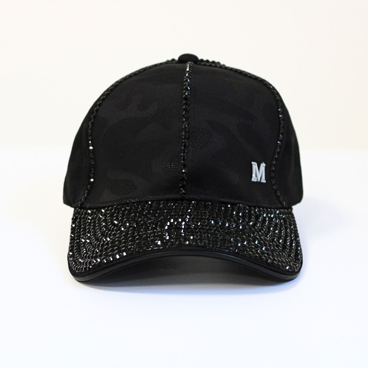 Dámska čierna vzorovaná šiltovka s ozdobnými prvkami VERSOLI STYLE