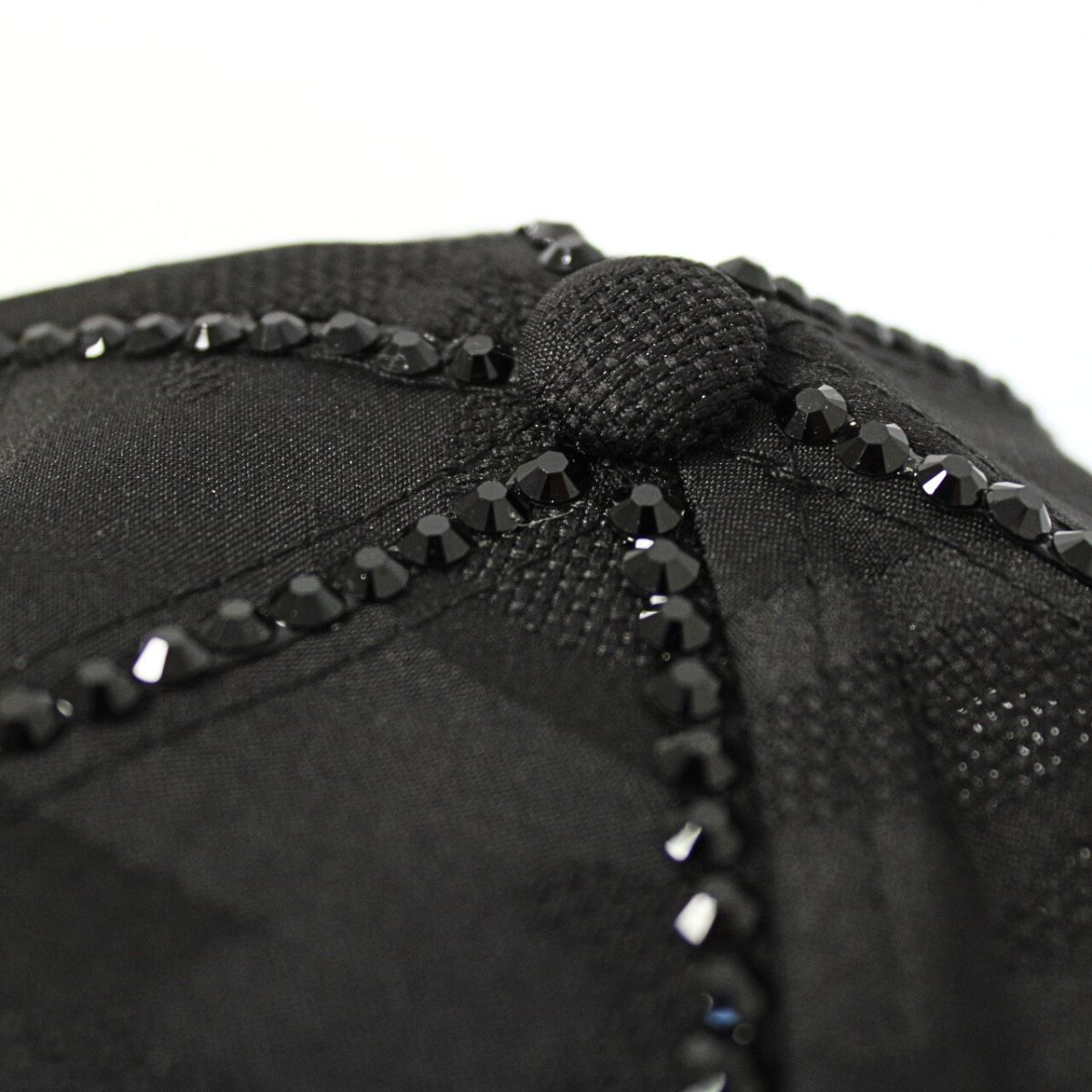 Dámska čierna šiltovka VERSOLI STYLE