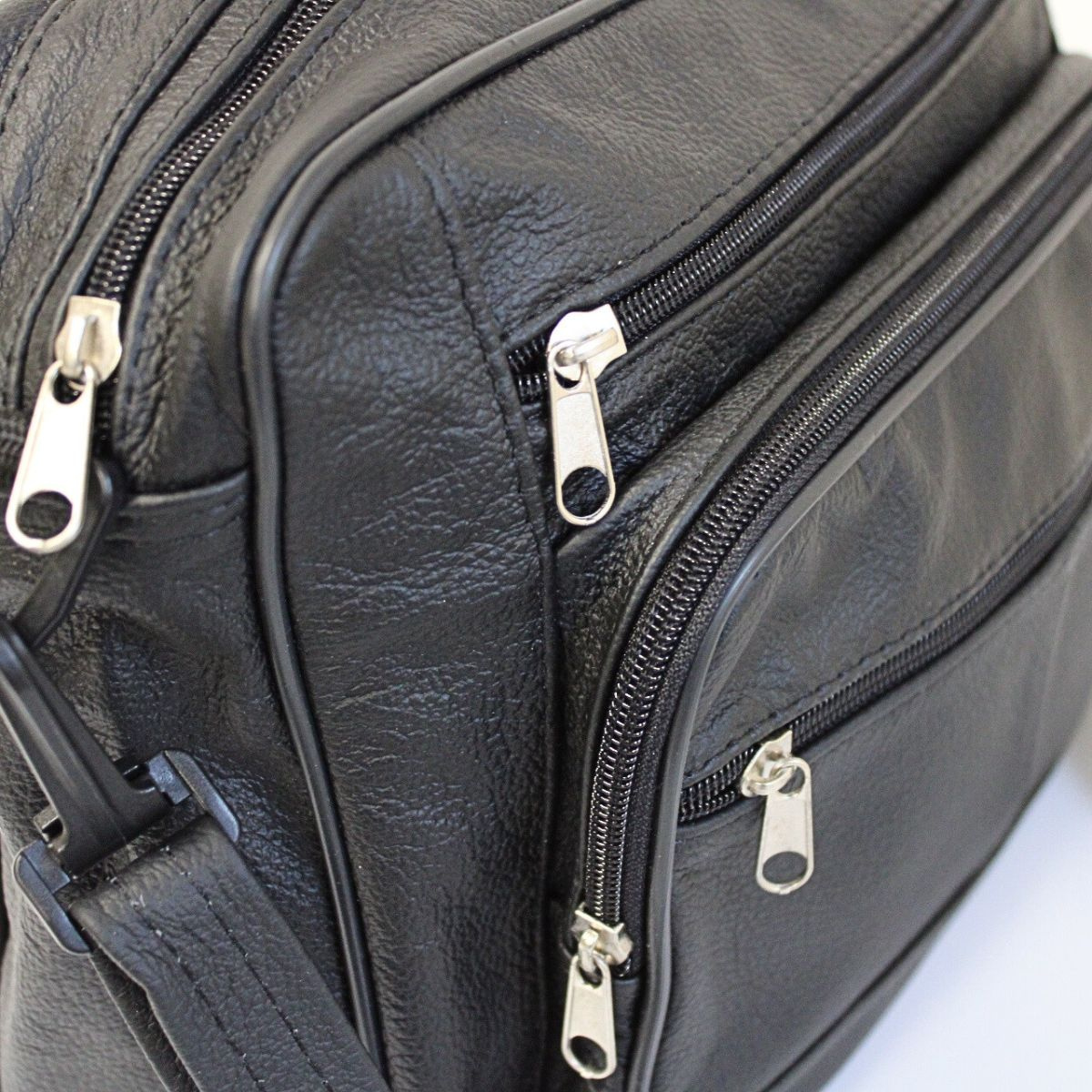 Kožená čierna pánska crossbody taška KORKE