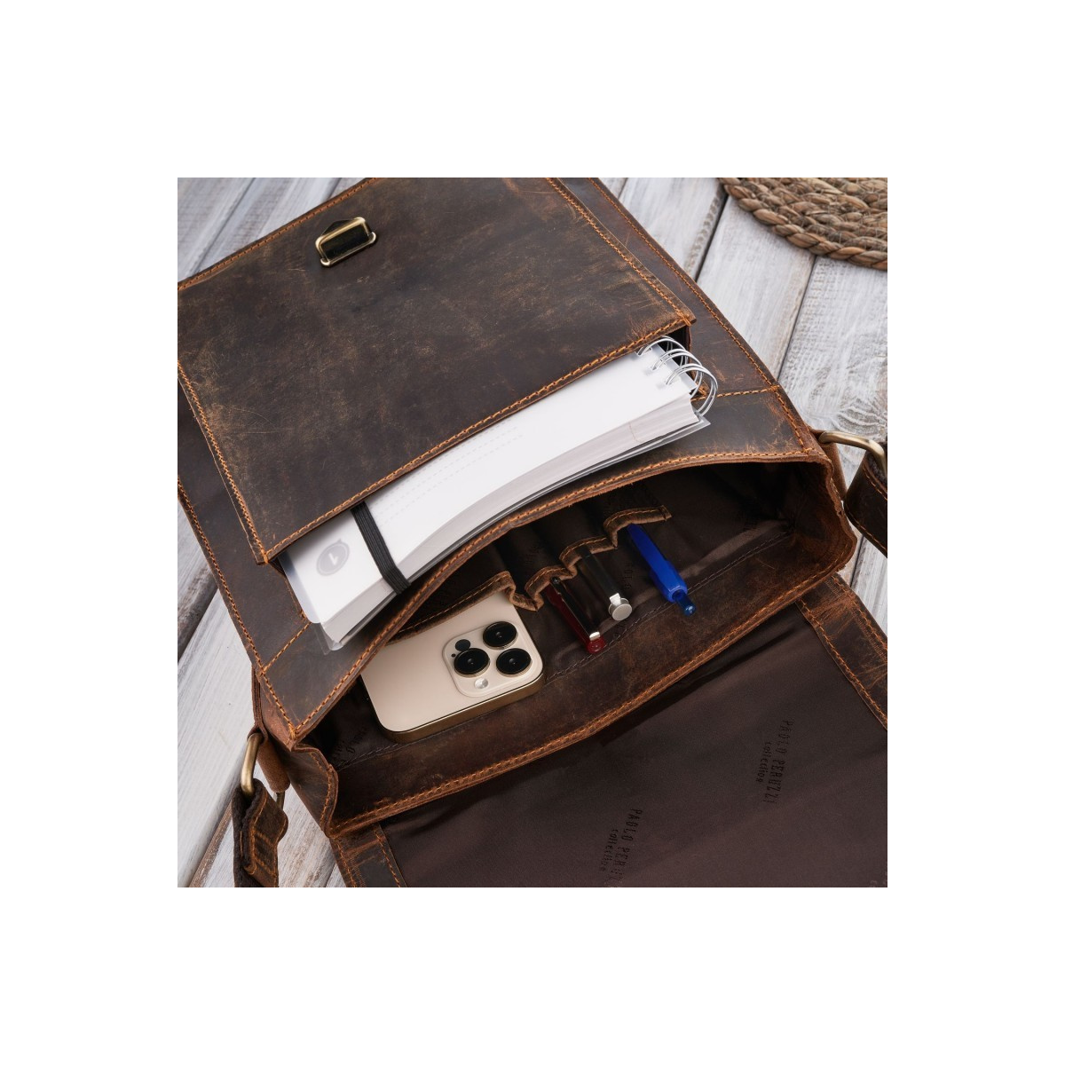 Kožená pánska hnedá crossbody taška ALERON