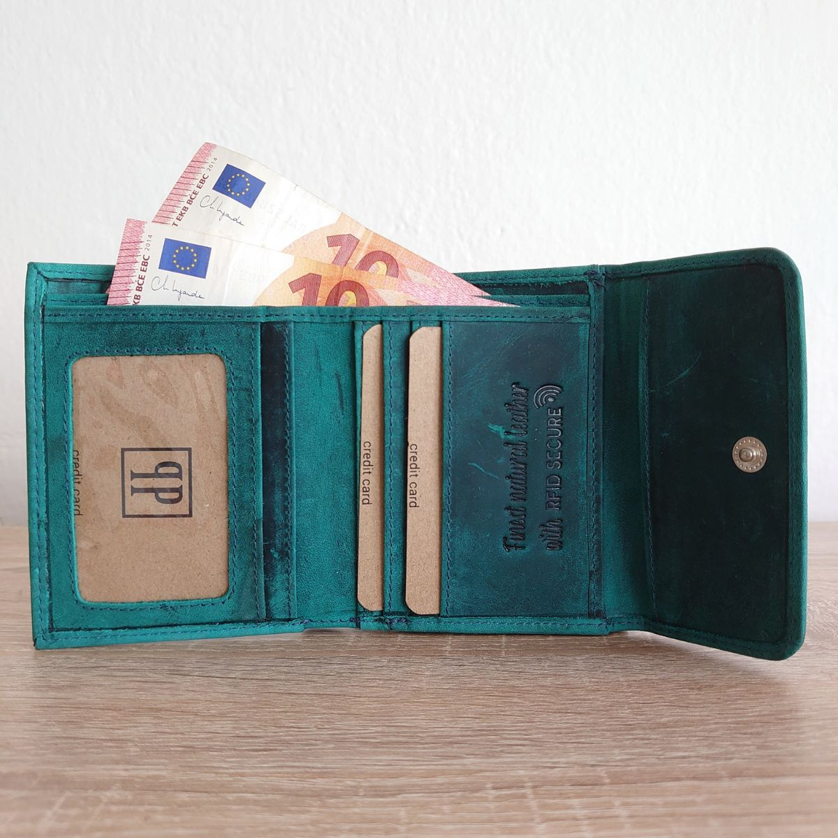 Kožená malá dámska zelená peňaženka BERDINA