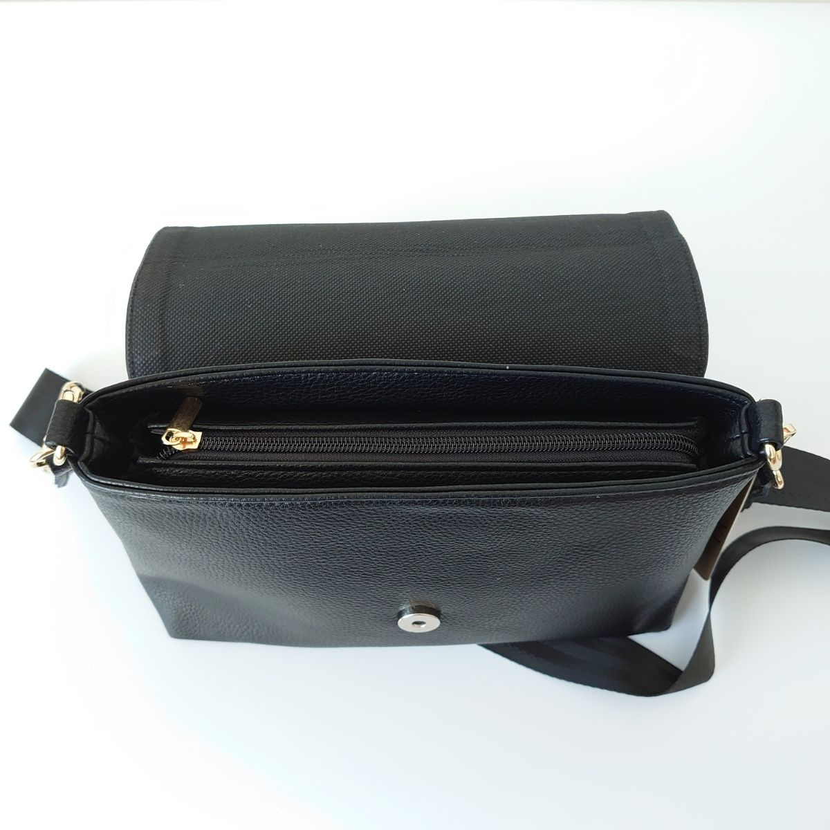 Dámska crossbody kabelka ARVIS