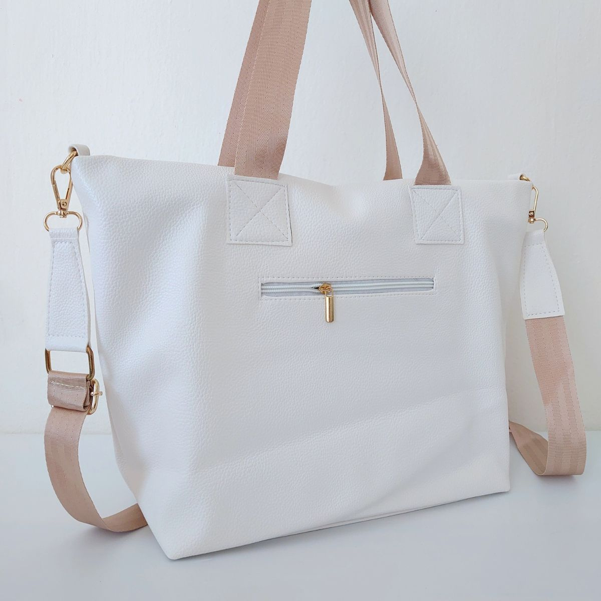 Dámska biela kabelka ARIELA