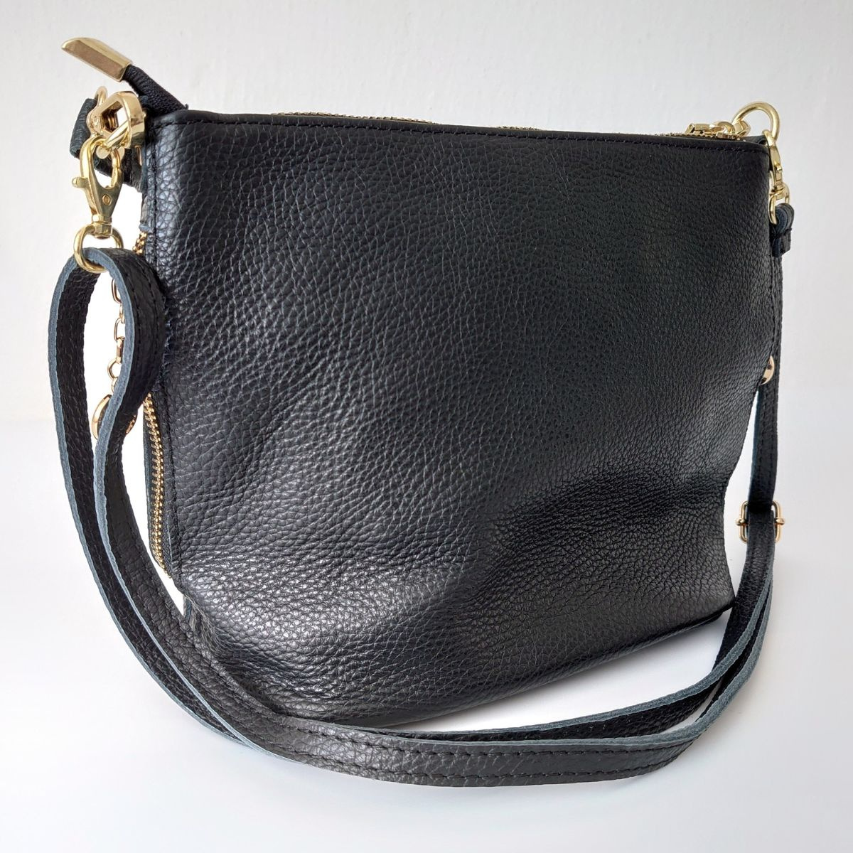 Dámska kožená čierna kabelka DIVA