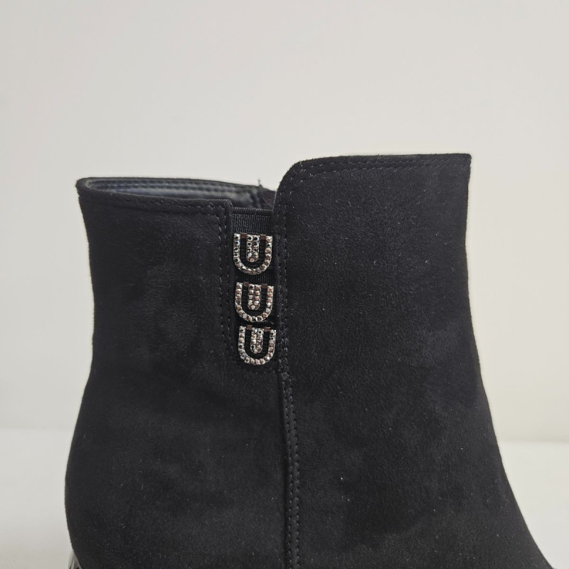 Čierne dámske čižmy na opätku KATTY