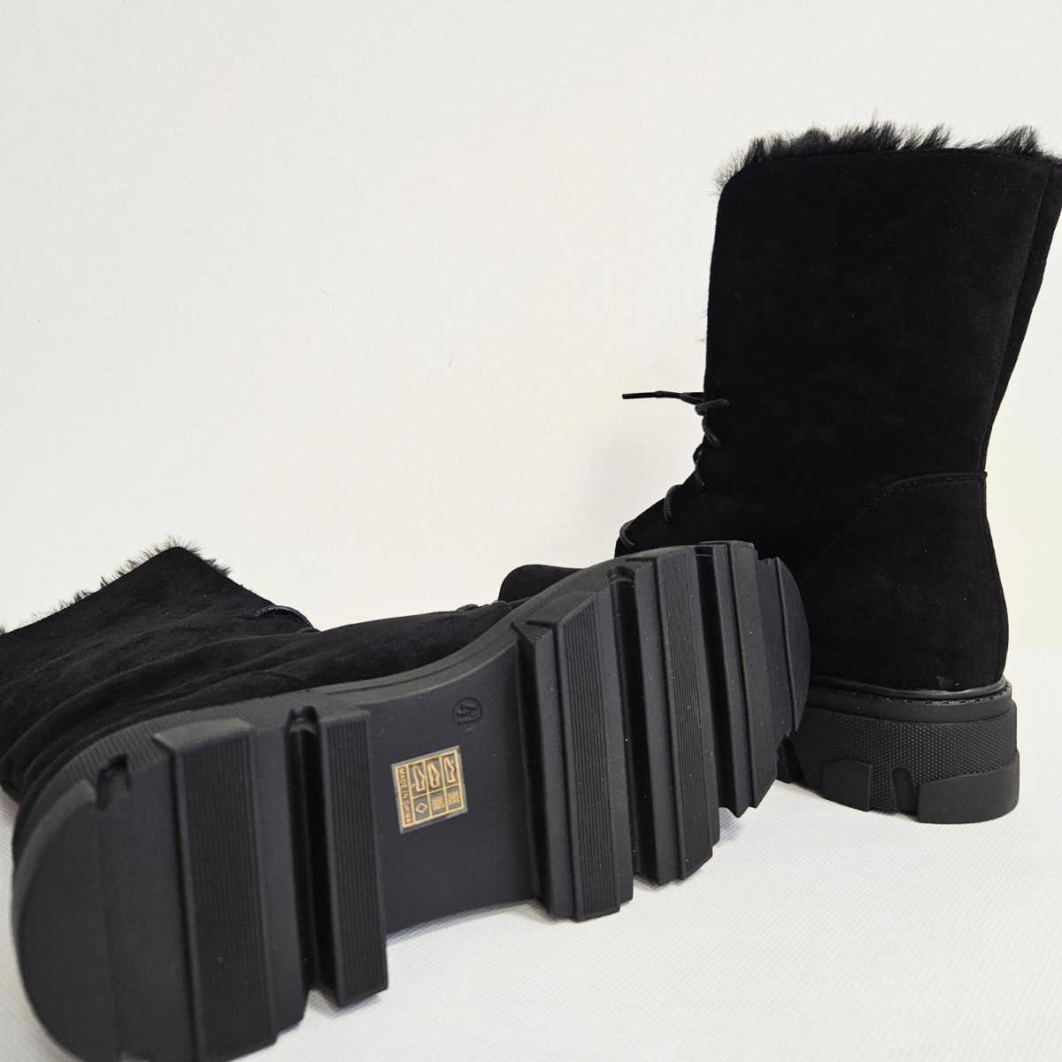 Čierne zateplené dámske čižmy POLA