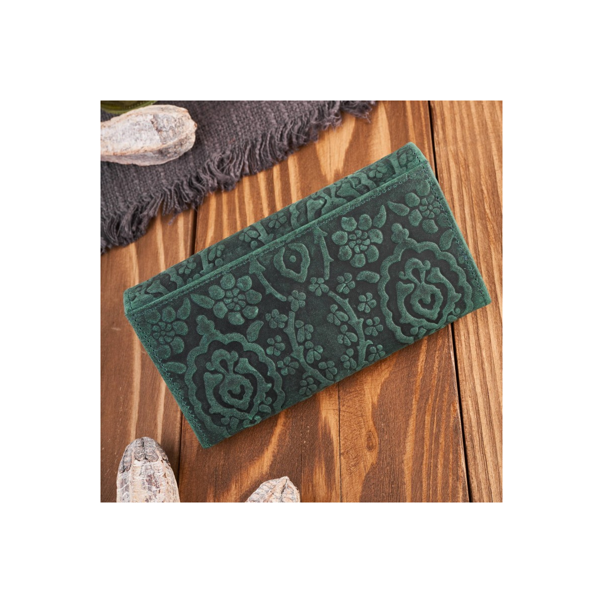 Dámska kožená zelená peňaženka DAMALLA