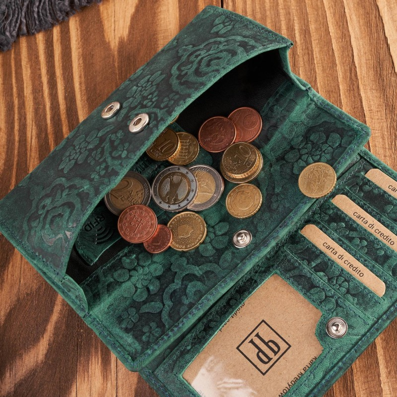 Dámska kožená zelená peňaženka DAMALLA