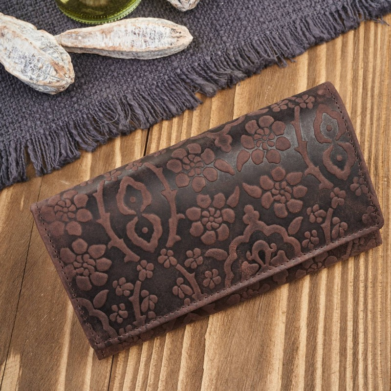 Dámska kožená hnedá veľká peňaženka s kvetinovým vzorom