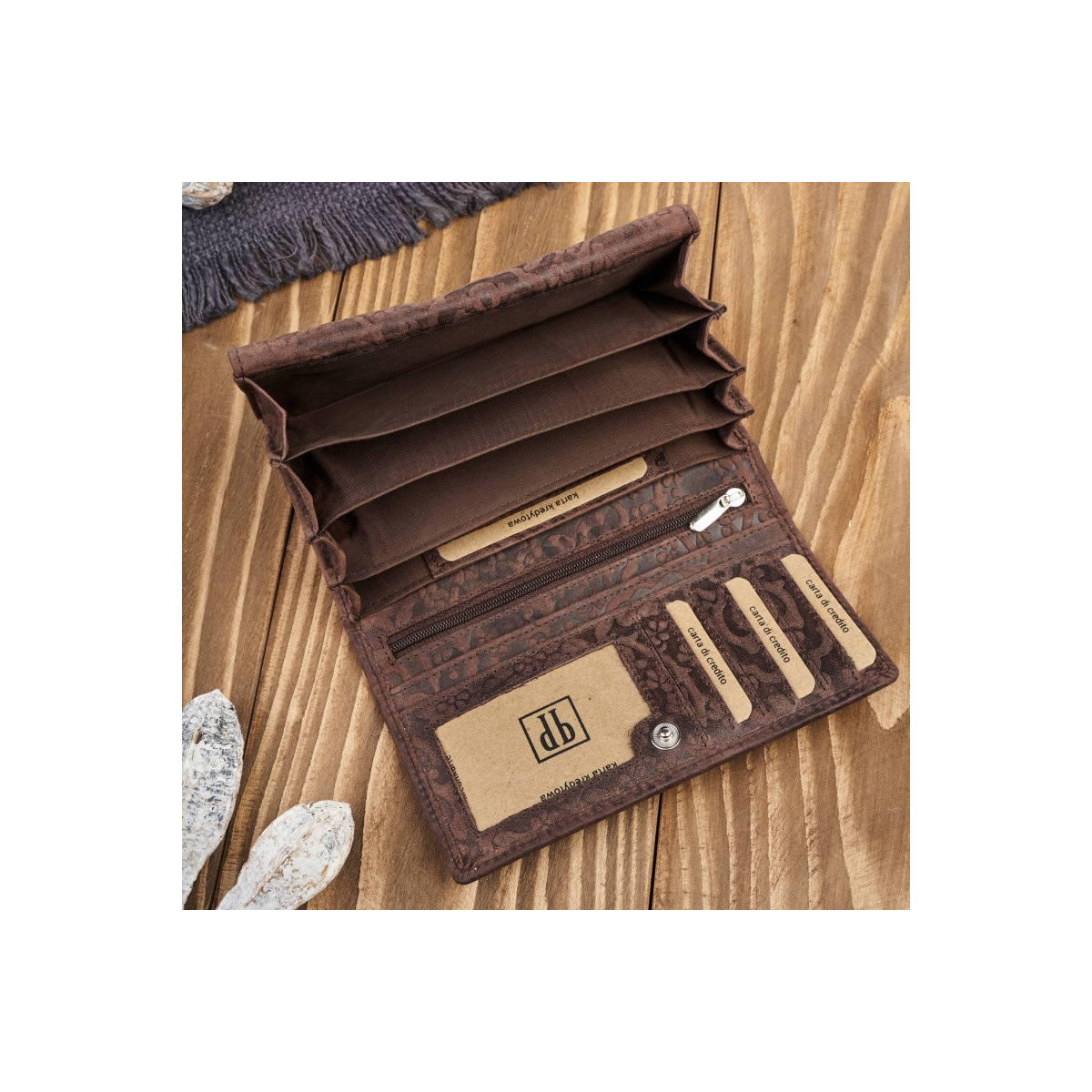 Dámska kožená hnedá peňaženka DAMALLA