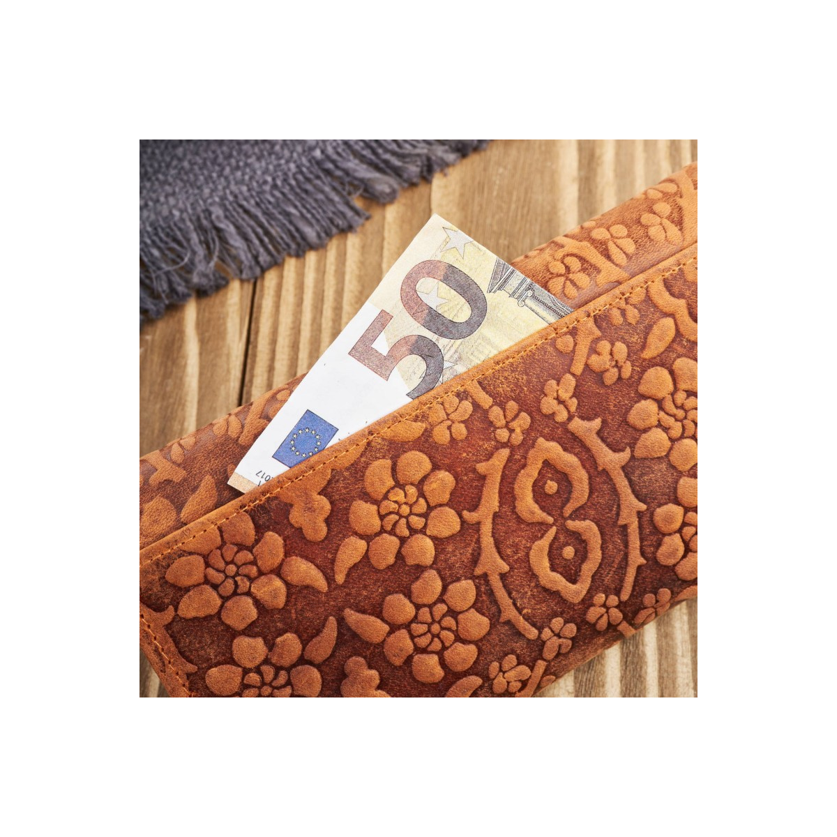 Dámska kožená oranžová peňaženka DAMALLA