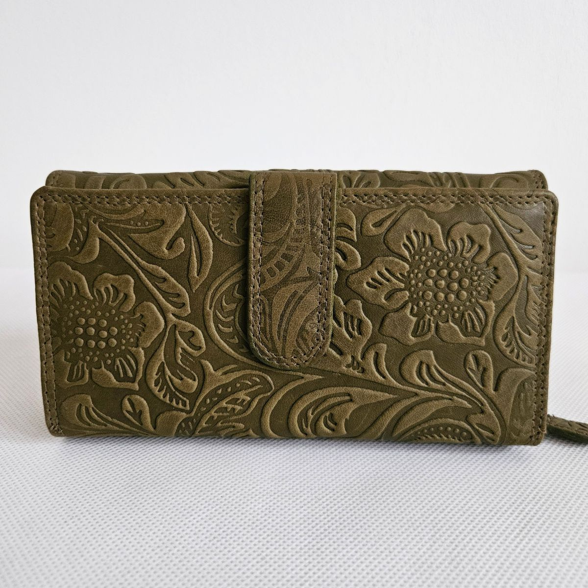 Dámska olivová peňaženka z pravej kože YVET