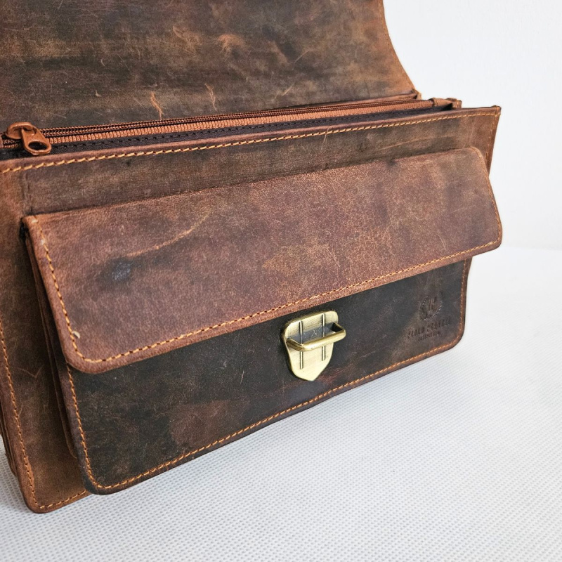 Hnedá vintage pánska kožená príručná taška ALMAR