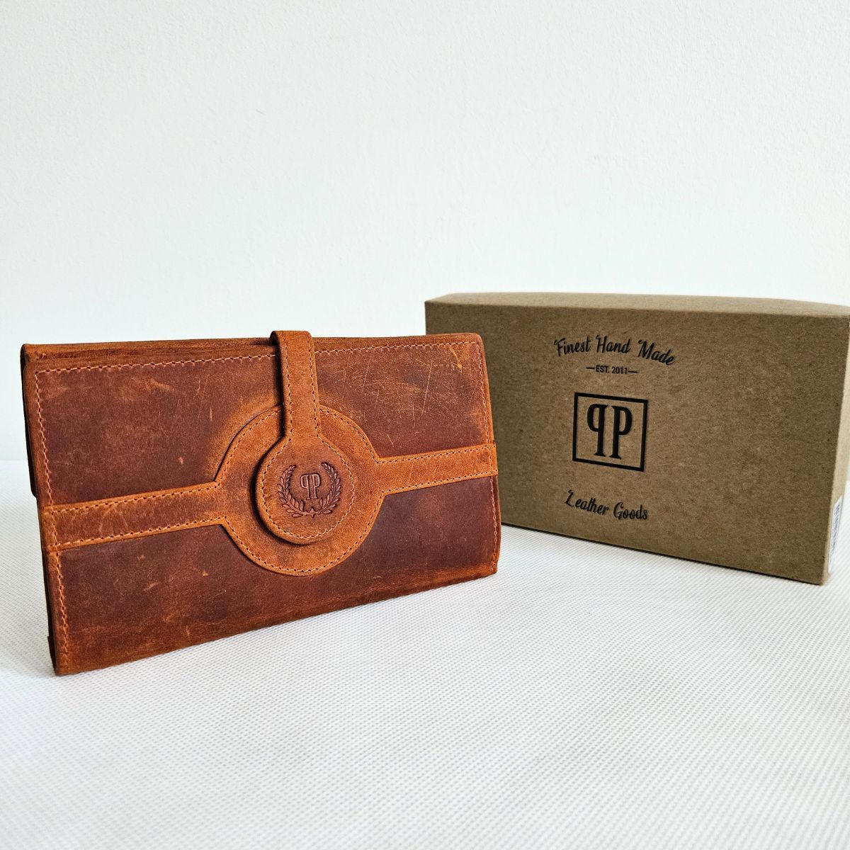 Dámska kožená oranžová peňaženka DIERDRA