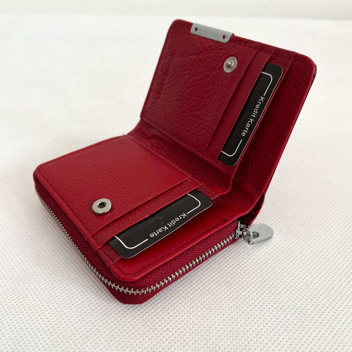 Dámska červená kožená peňaženka TRYNA