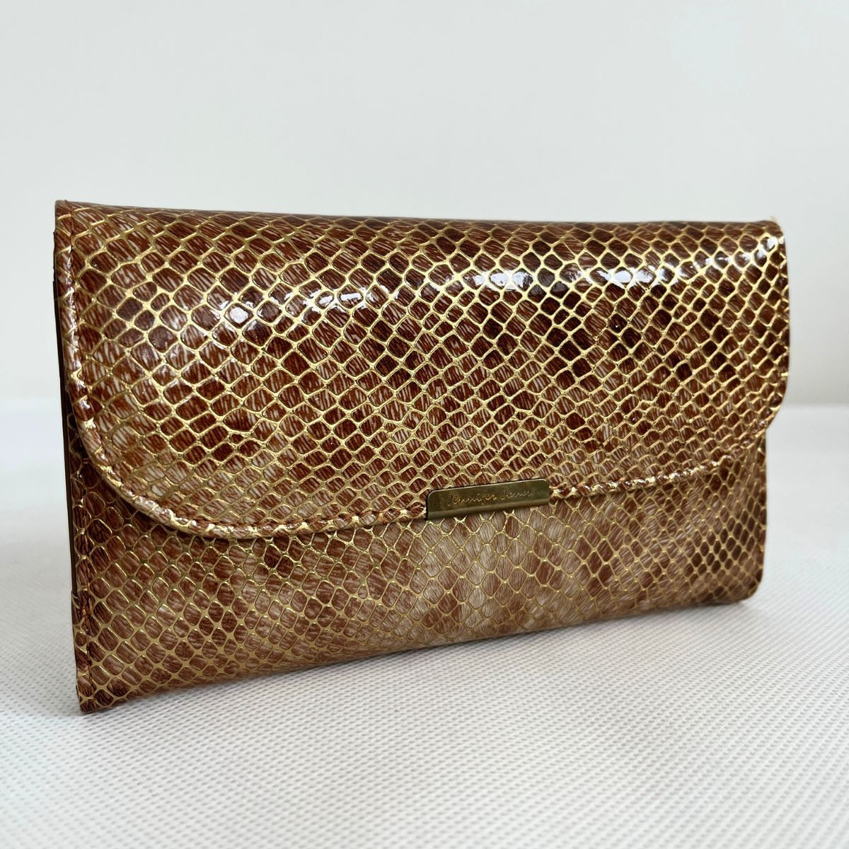 Dámska kožená zlatá lakovaná peňaženka