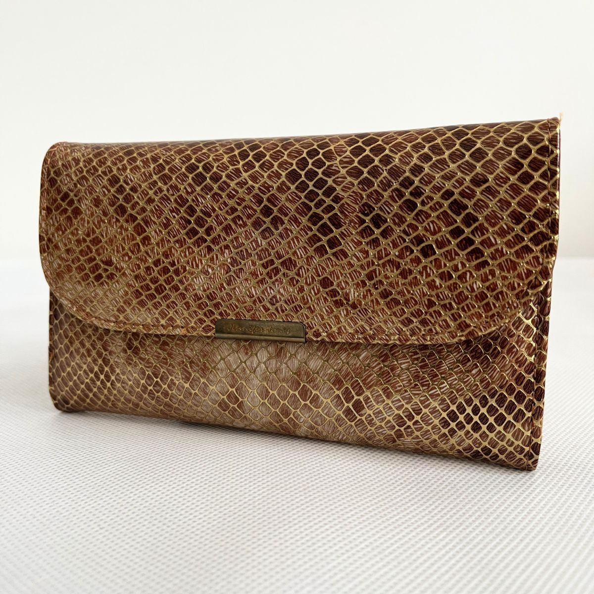 Dámska kožená zlatá peňaženka DAMARA