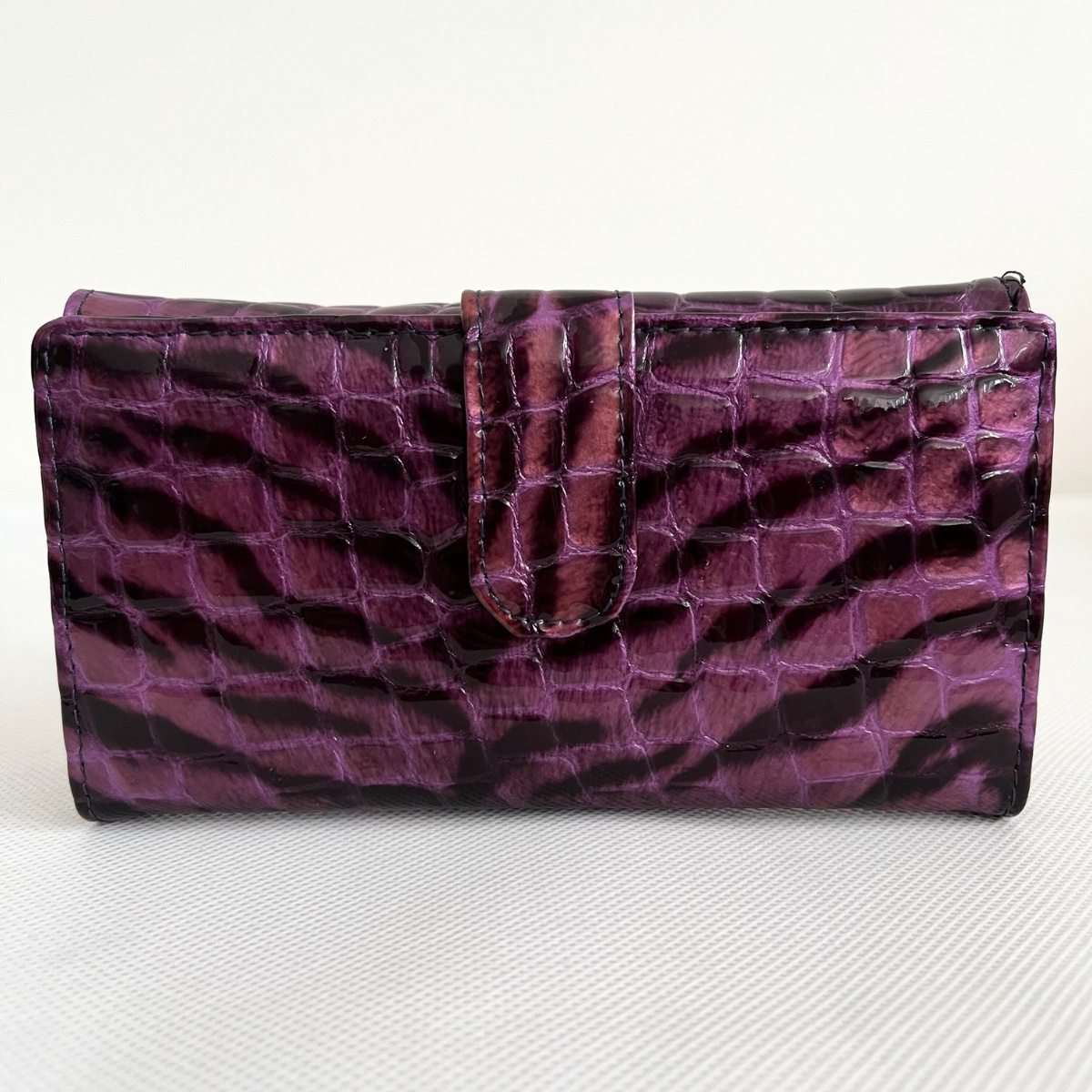 Dámska kožená fialová peňaženka DARA