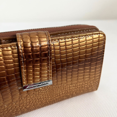 Dámska kožená zlatá peňaženka DOROTA