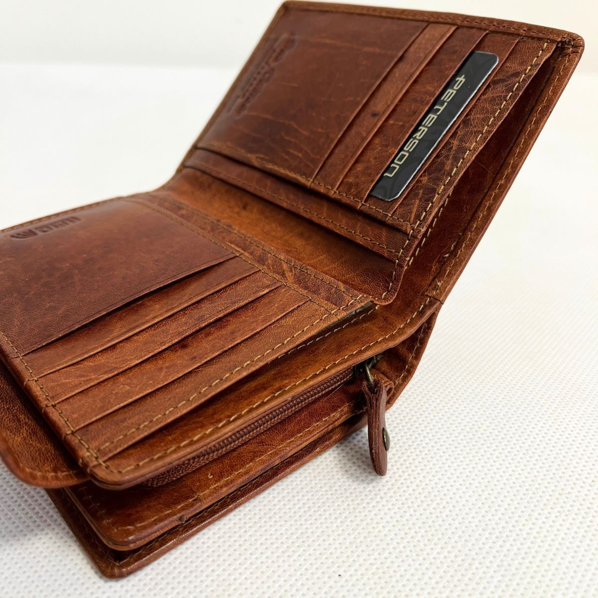 Kožená dámska koňaková peňaženka PRISMA