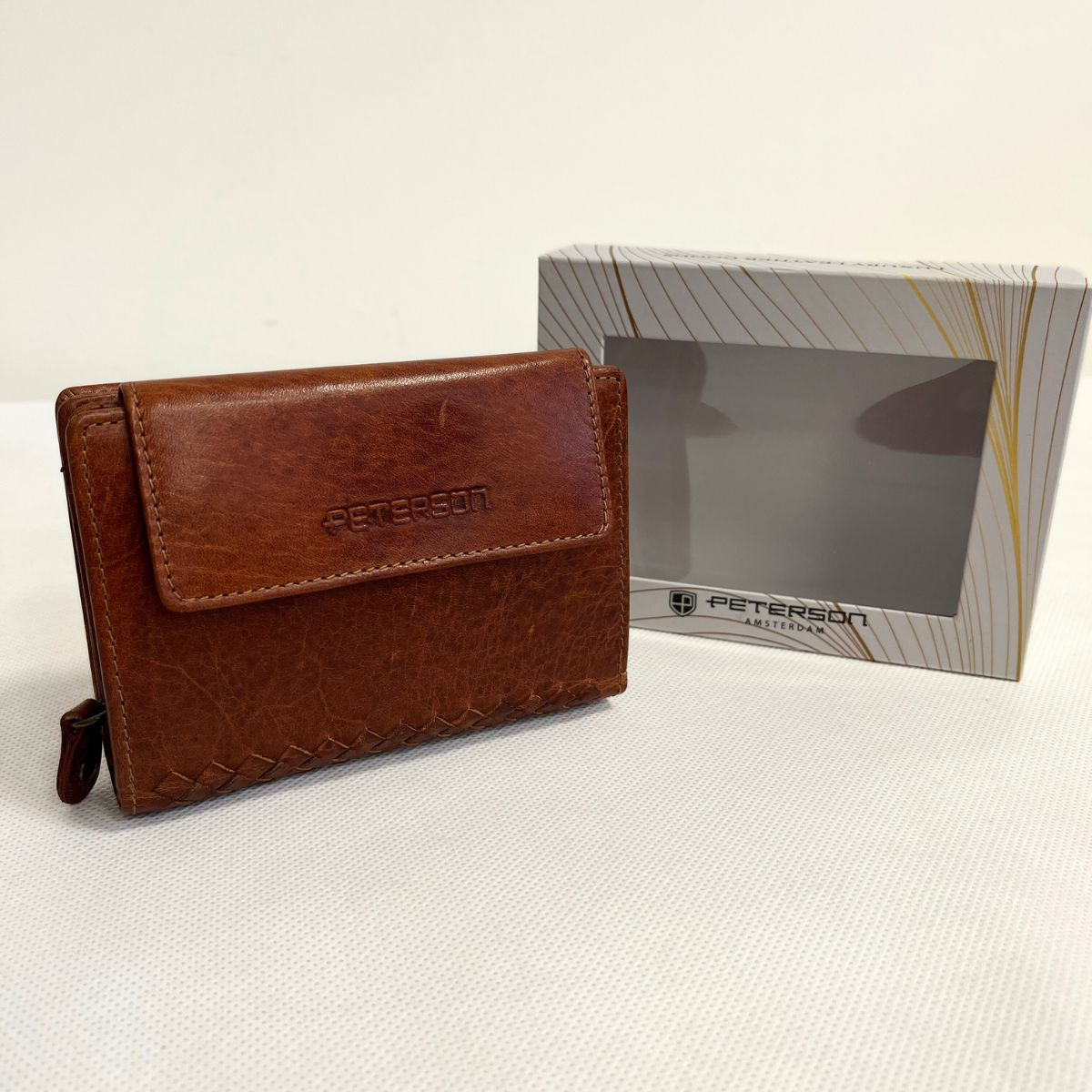 Kožená dámska koňaková peňaženka PRISMA