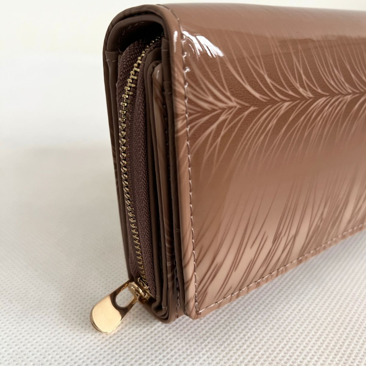 Dámska kožená béžová peňaženka SIERRA