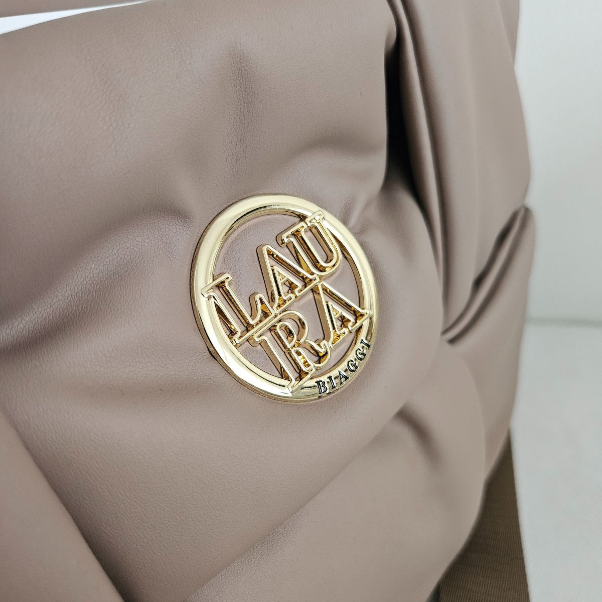 Dámska sivohnedá kabelka TAMYRA