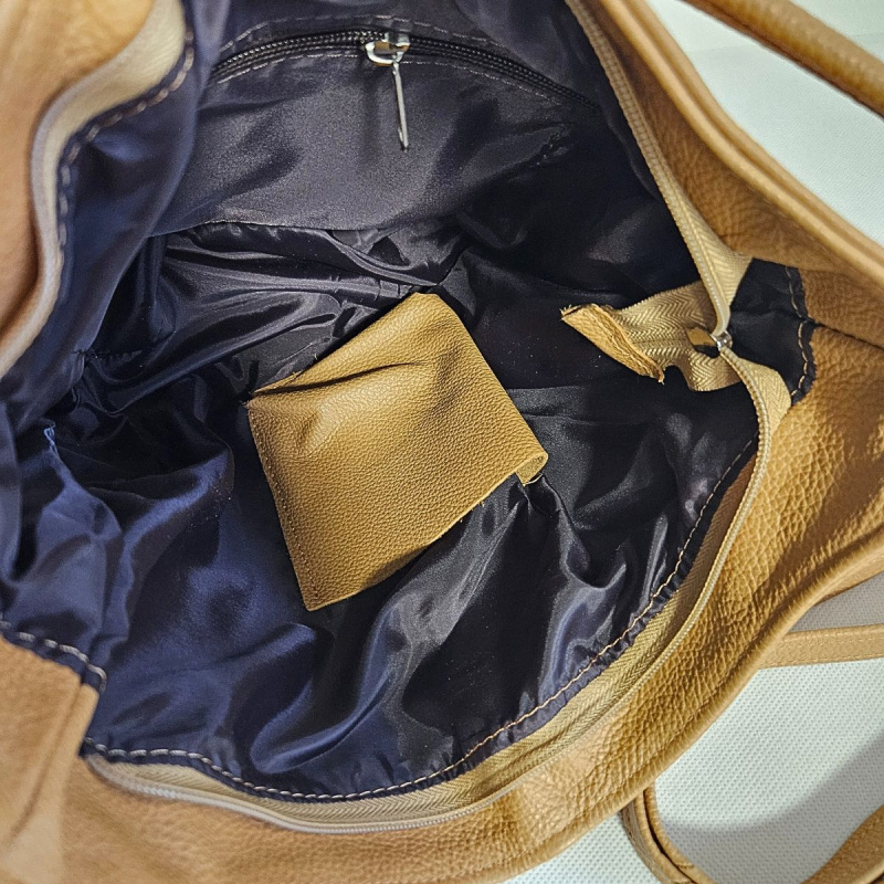 Svetlohnedá kožená kabelka na rameno CAMEL