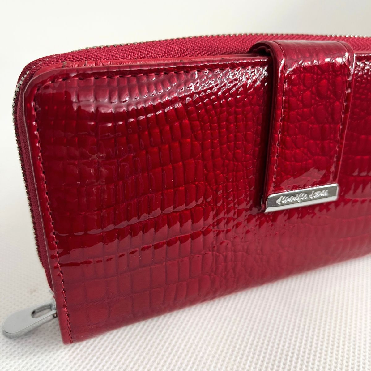 Dámska kožená červená peňaženka DOROTA