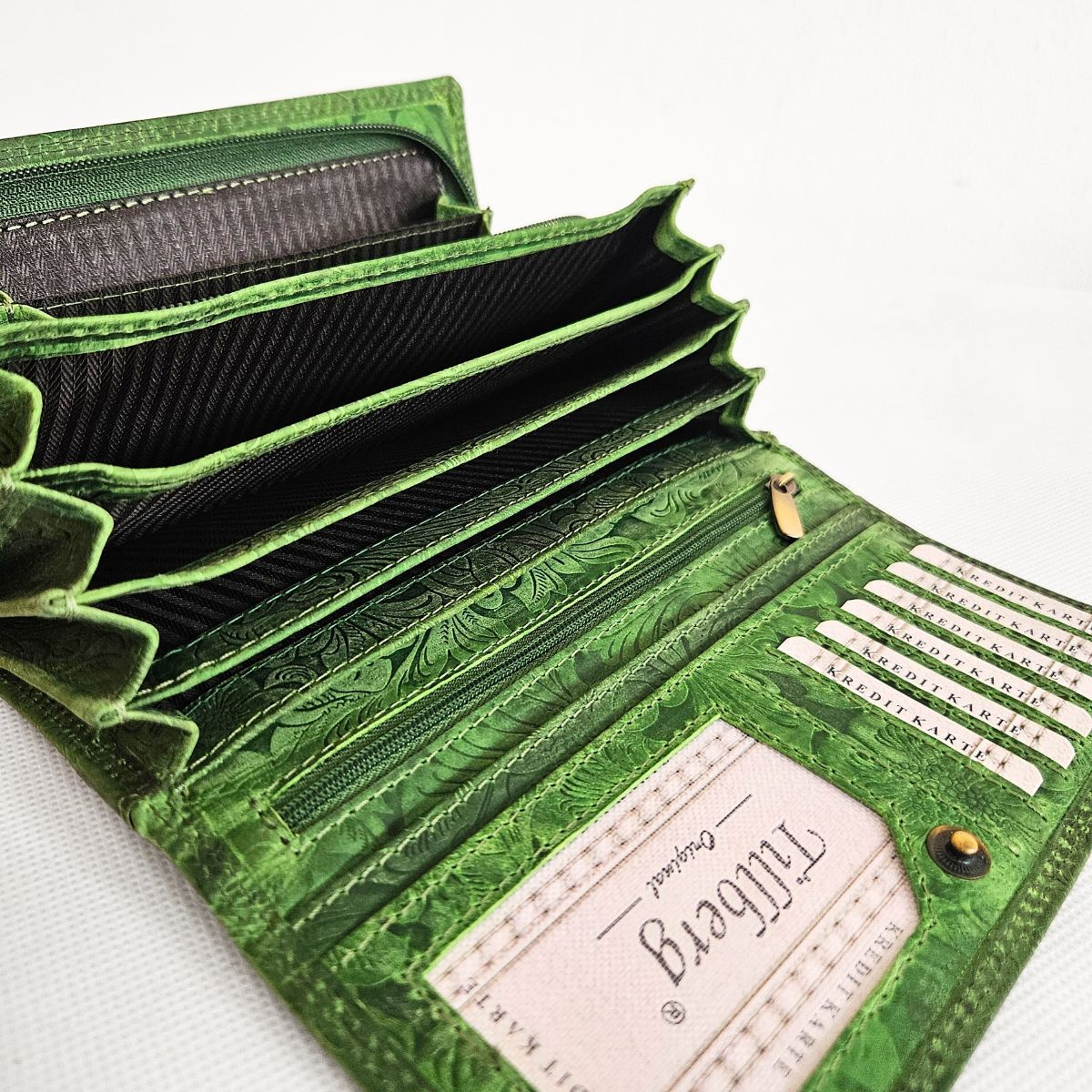 Zelená kožená peňaženka SONYA