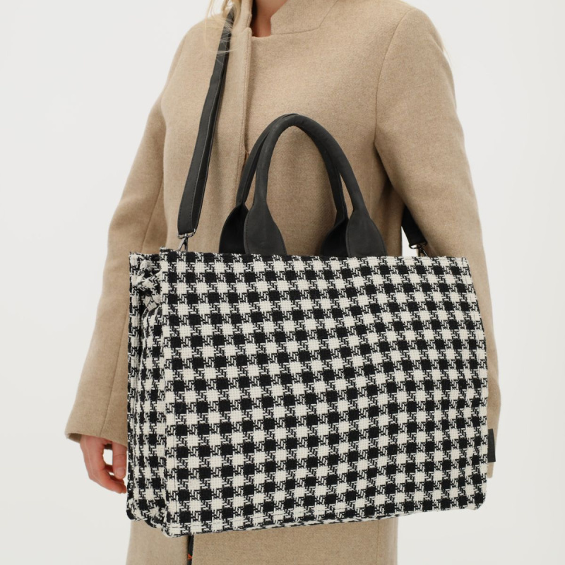 Dámska kabelka čierno-biela Annella