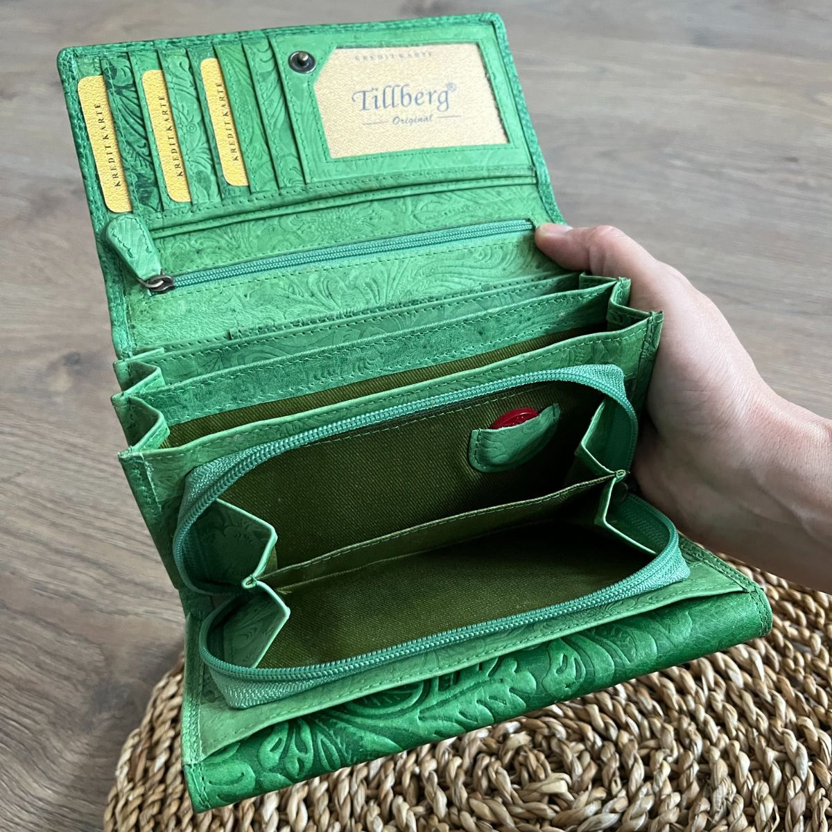 Dámska kožená peňaženka zelená AMBRA