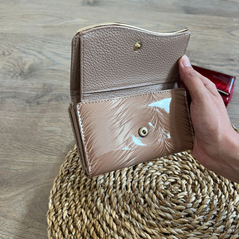 Dámska kožená peňaženka béžová SKYLA