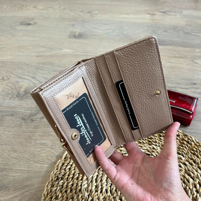 Dámska kožená peňaženka béžová SKYLA