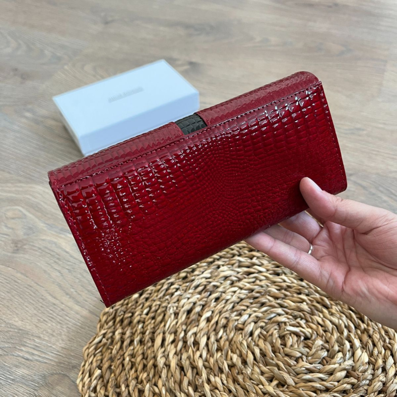 Dámska kožená lakovaná červená peňaženka ALISON