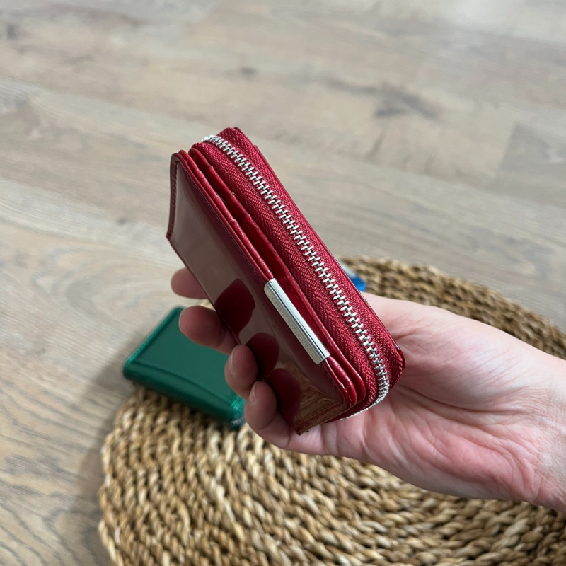 Malá dámska kožená peňaženka červená BRINA