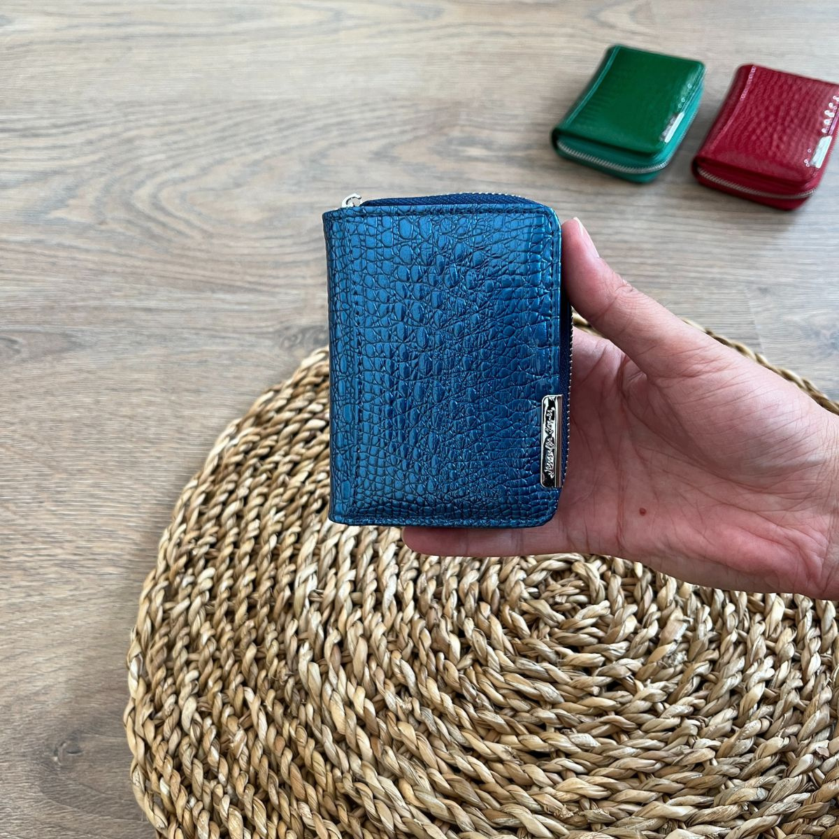 Malá dámska kožená peňaženka modrá DORIS