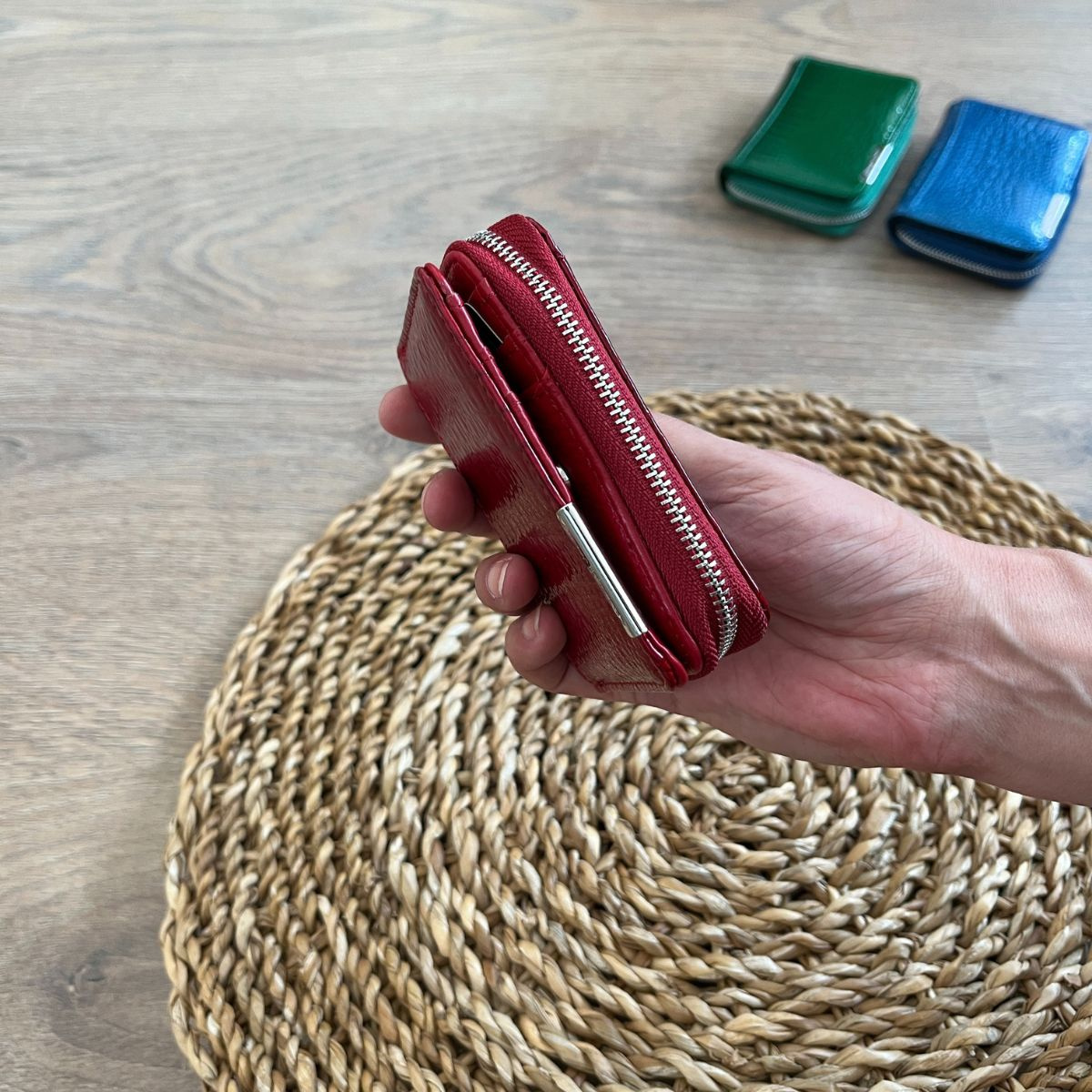 Malá dámska kožená peňaženka červená DORIS