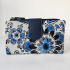Dámska kožená peňaženka bielo-modrá s kvetinovým vzorom