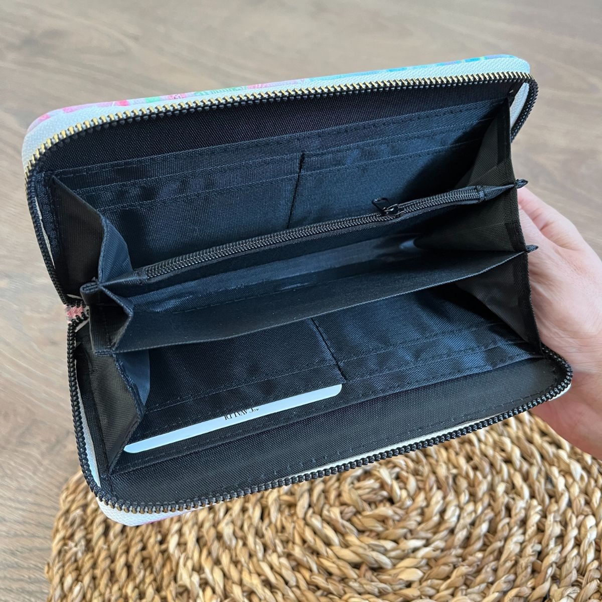 Dámska farebná peňaženka FLAMINGO