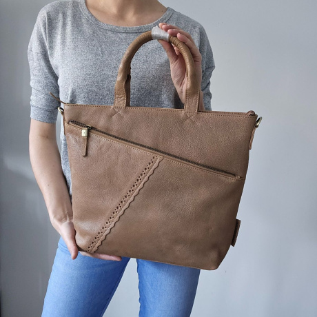 Dámska kožená kabelka taupe Diona