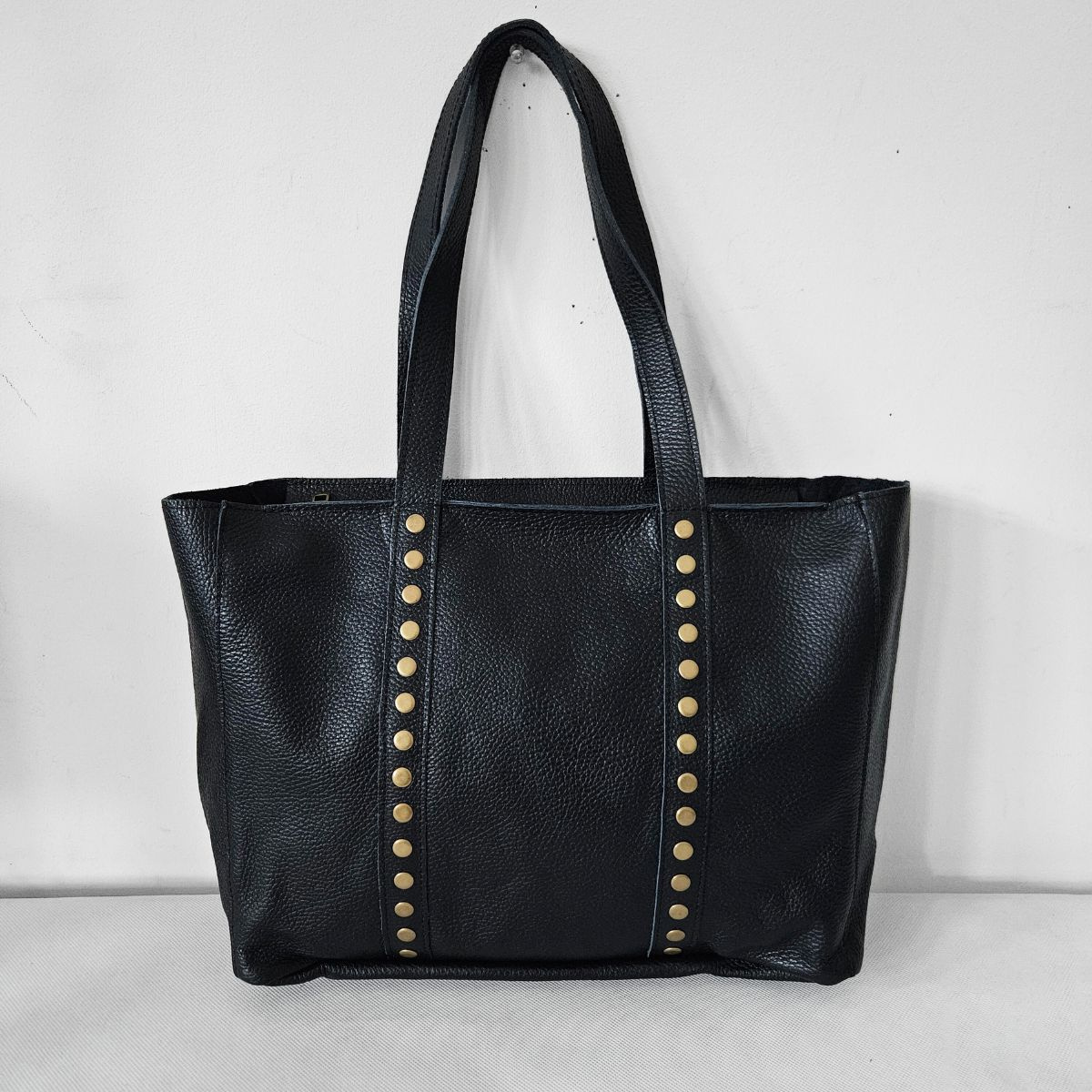 Čierna kožená kabelka na rameno BLAIRE