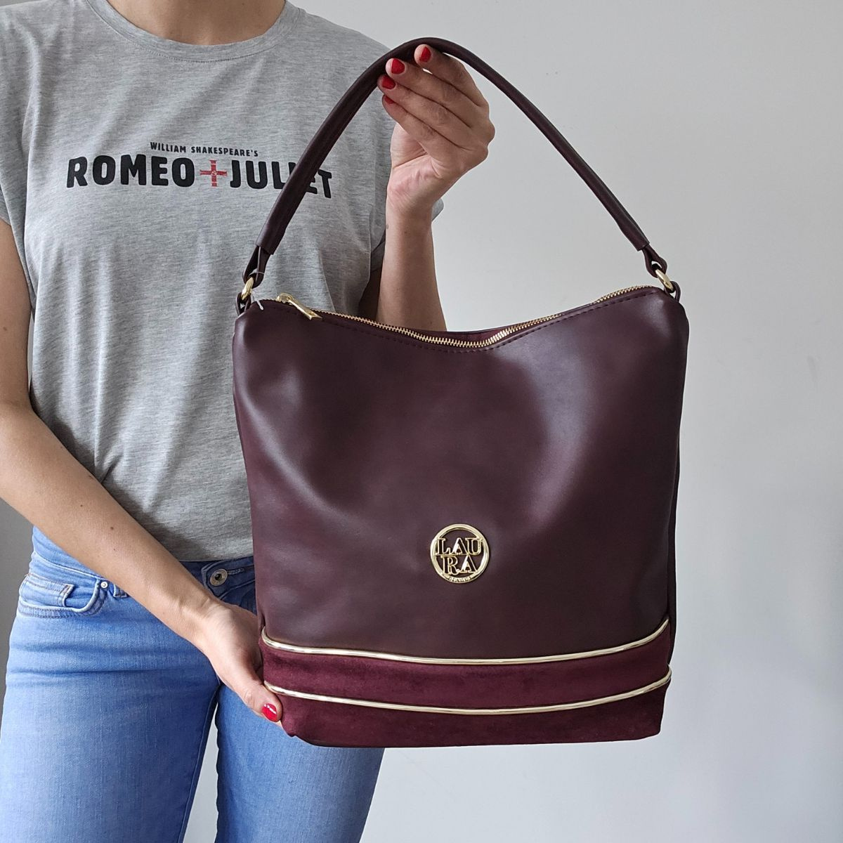 Dámska kabelka na rameno bordová