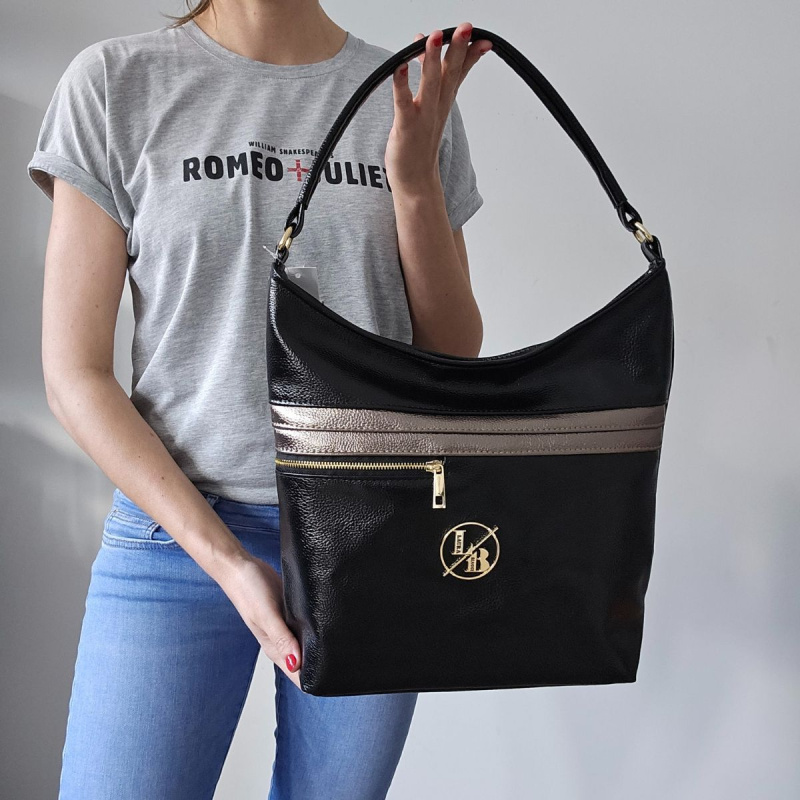 Dámska kabelka na rameno čierna lesklá, crossbody