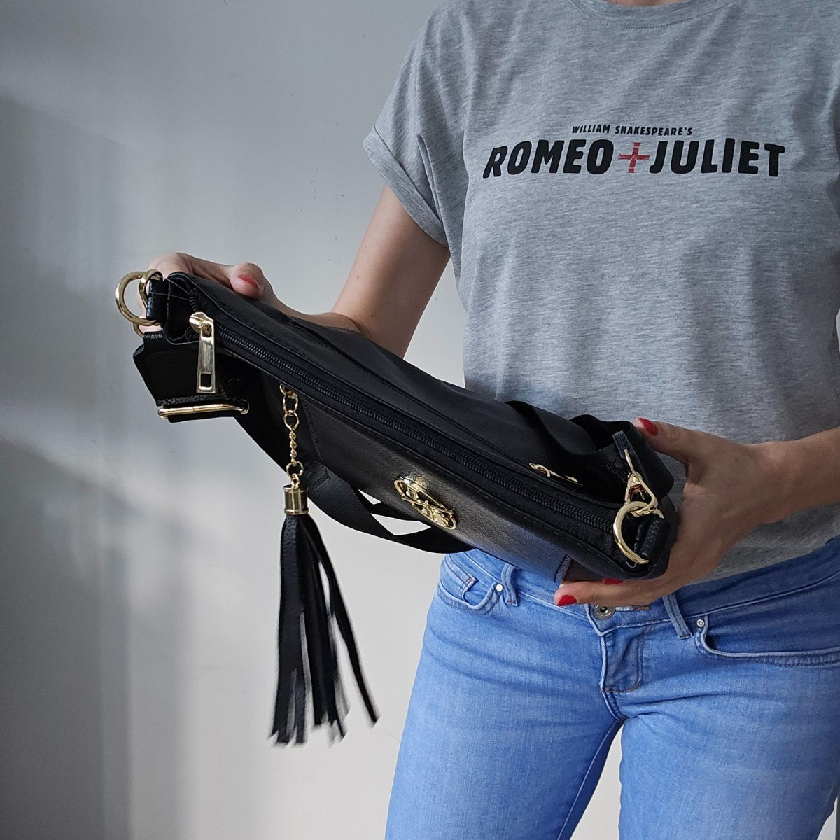 Dámska crossbody kabelka čierna MADEIRA